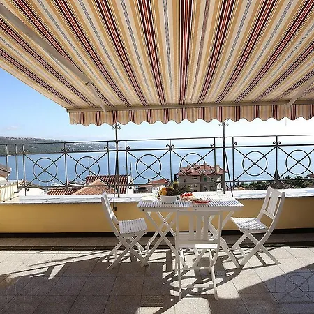 Apartments Stadthaus Briski Opatija Exterior photo
